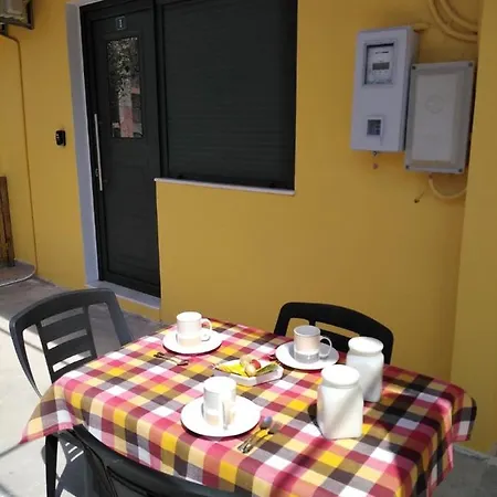Guest house Serafi Cozy *